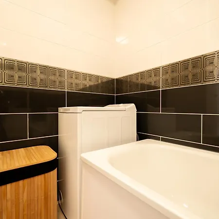 Alga Vue Parking דירה